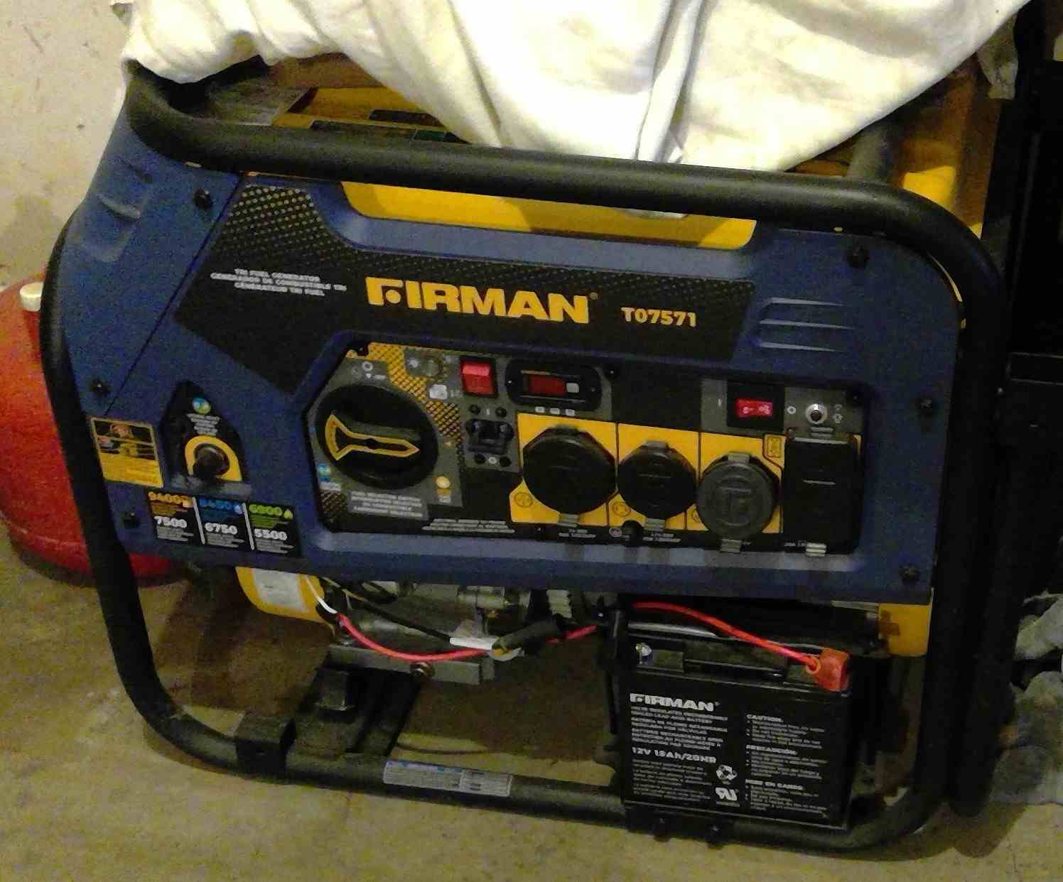 Firman 7500W Tri Fuel Electric Start Portable Generator T07571 Image