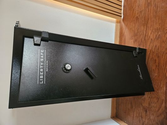 Liberty Revolution 18 Gun Safe Image