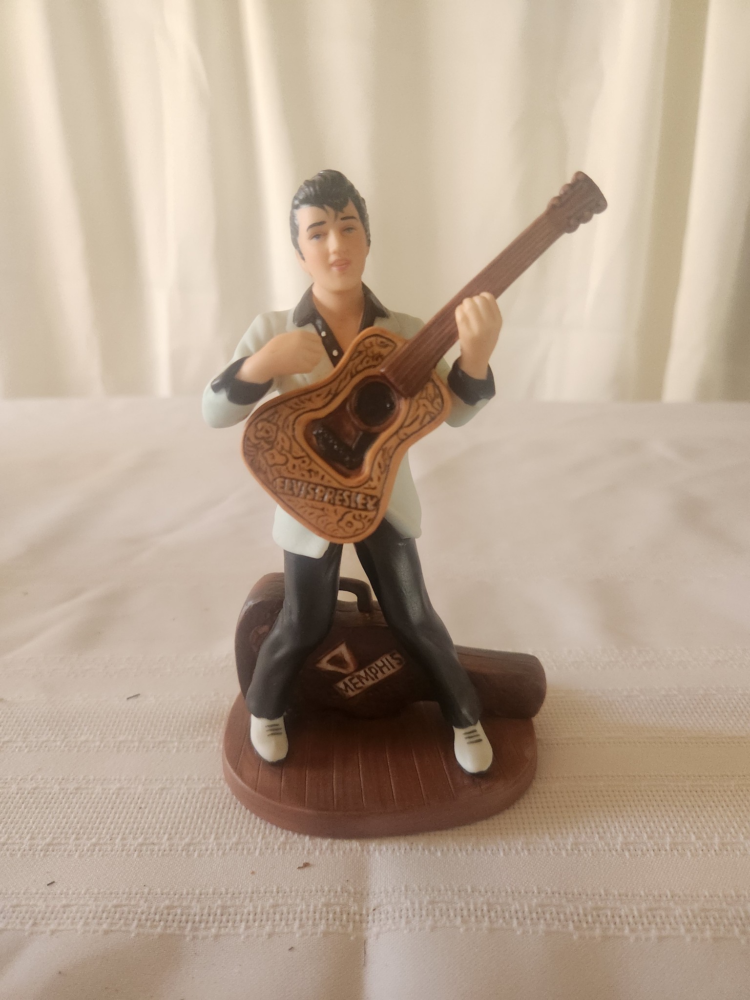 Elvis Presley Avon Figurine Image