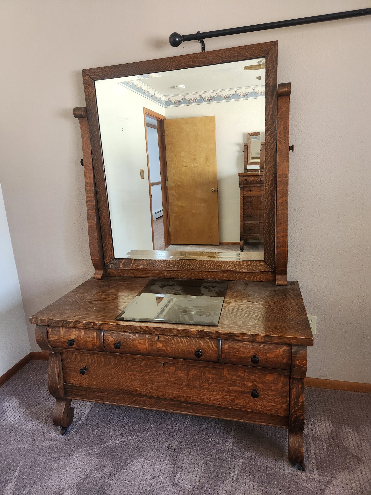 Dresser and Chest of Drawers Set Image