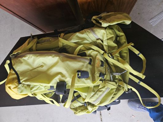 Arc'teryx Briza 75 Hiking Backpack - Large Image