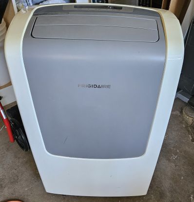 Frigidaire 9,000 BTU Portable Room Air Conditioner Image