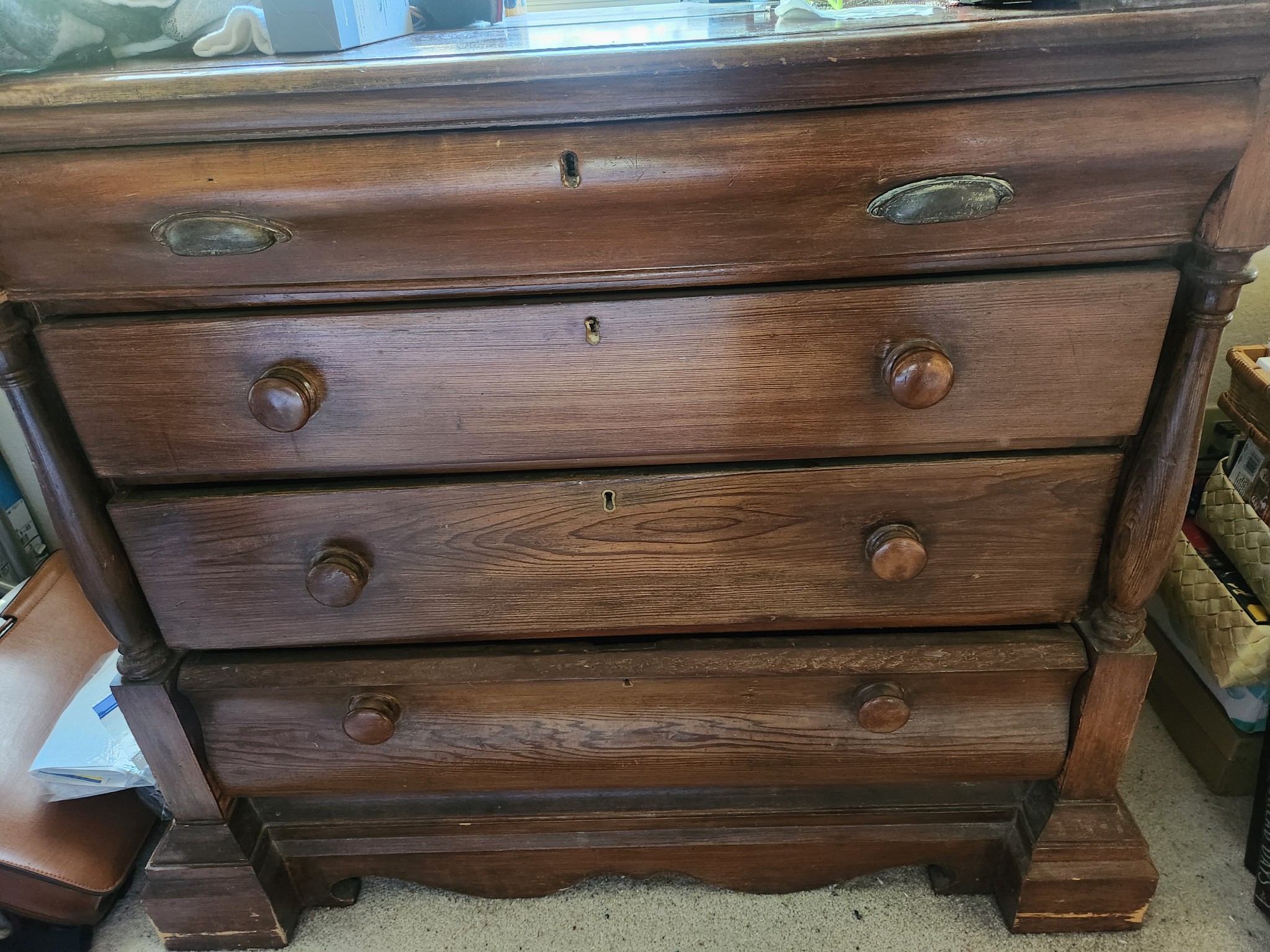 Chest of Drawers Image