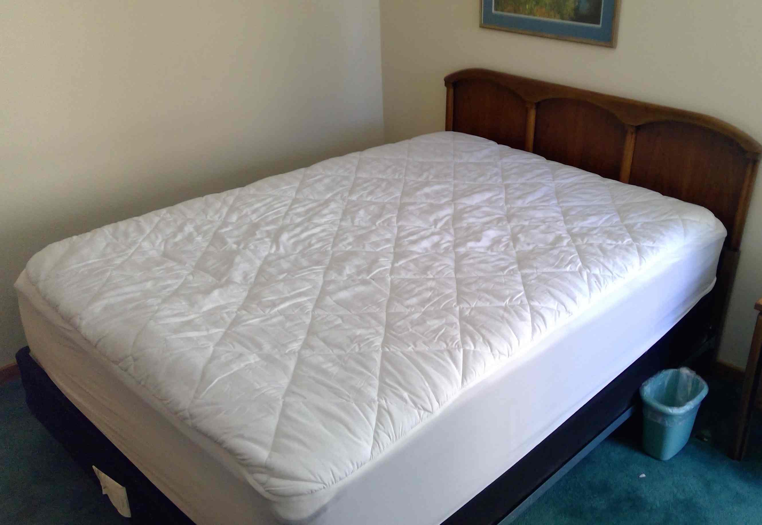 Queen Bed Mid-Century Set - Price for set only Image