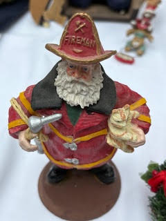 Firefighter  Santa Trinket Image