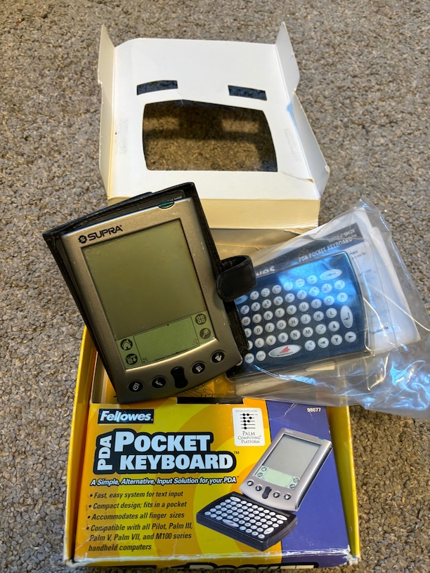 Handheld Supra with PDA Pocket Keyboard Image