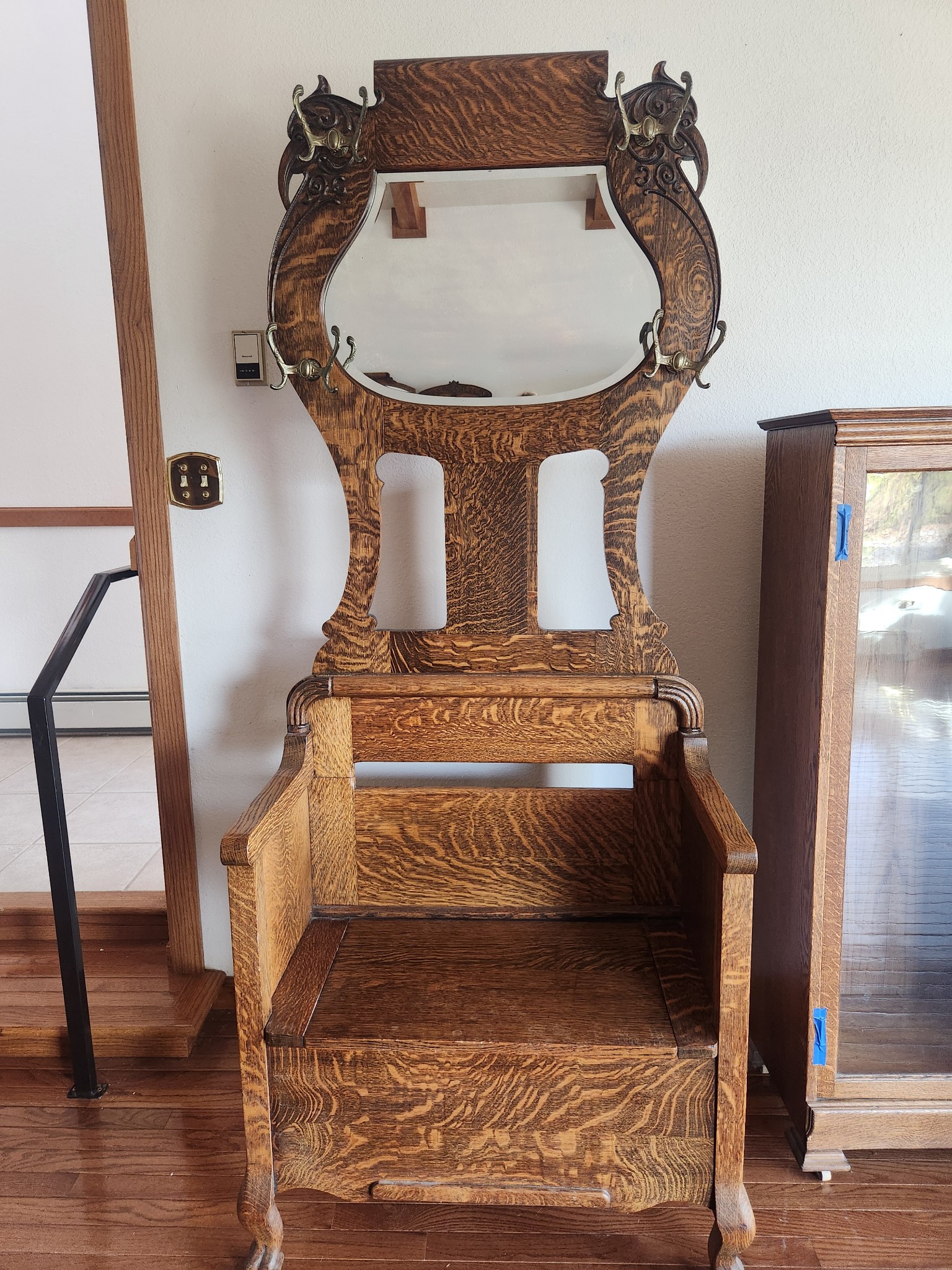 Antique Entry Way Hall Bench Image