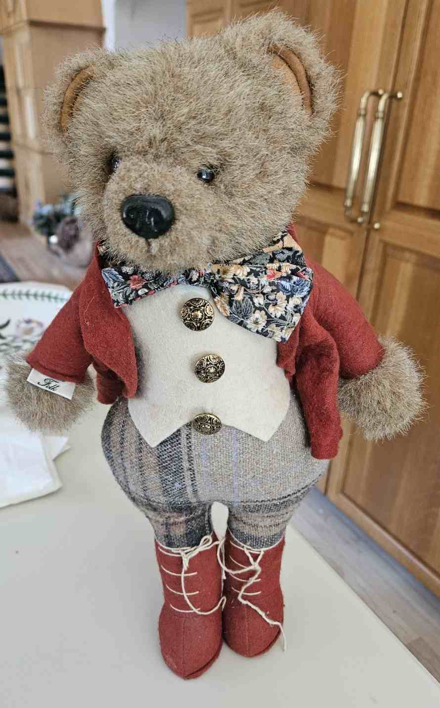 Vintage Soft Toy Bear By G McBride 1982 Little Folk Image