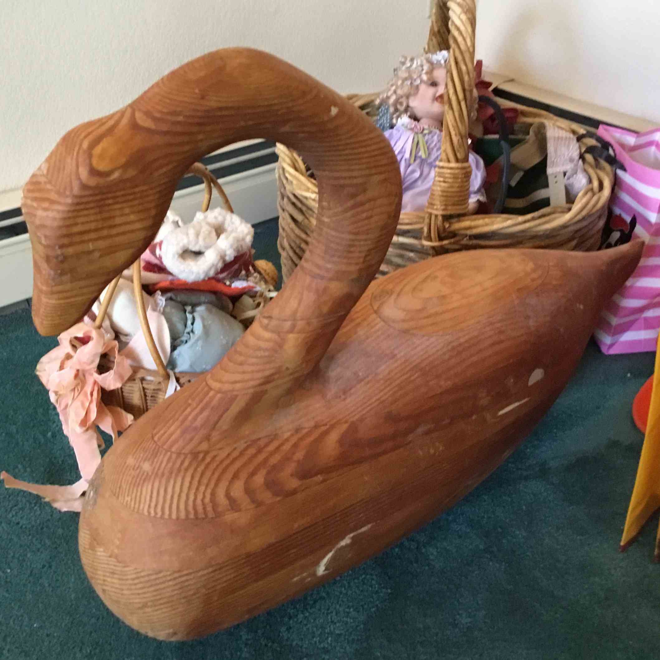 Wooden Swan Image