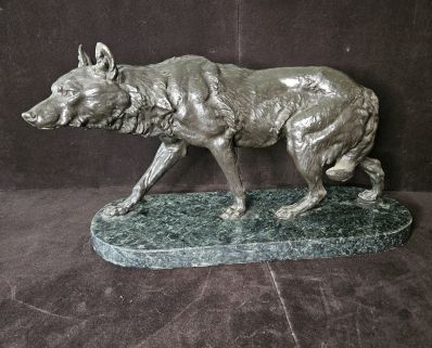 Charles Valton “Wolf on the Trail” Bronze Sculpture on Marble Base – 19th Century French Animalier Art Image